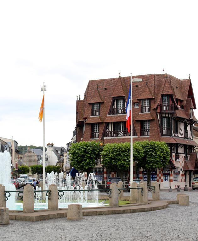 L'Ideal 112 - 85M2, 2 Chambres, Parking & Cabine De Plage Deauville Zewnętrze zdjęcie