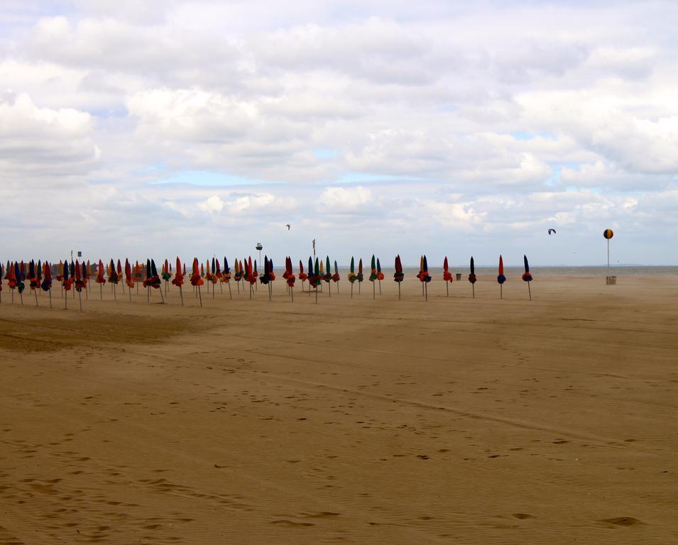 L'Ideal 112 - 85M2, 2 Chambres, Parking & Cabine De Plage Deauville Zewnętrze zdjęcie